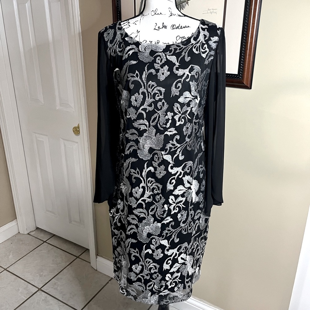 Gorgeous Black and Silver Dress Sheer Sleeves Size 10 Connected Apparel